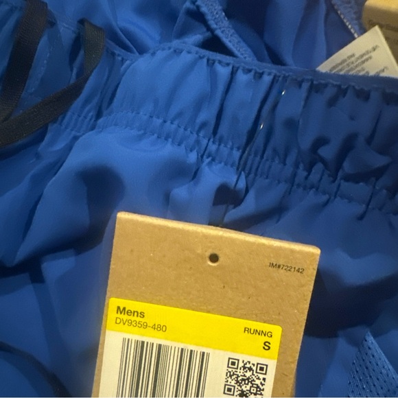 Nike Mens Challenger Running Fitness Shorts Small DV9359 480 Blue New With Tags - Picture 9 of 14